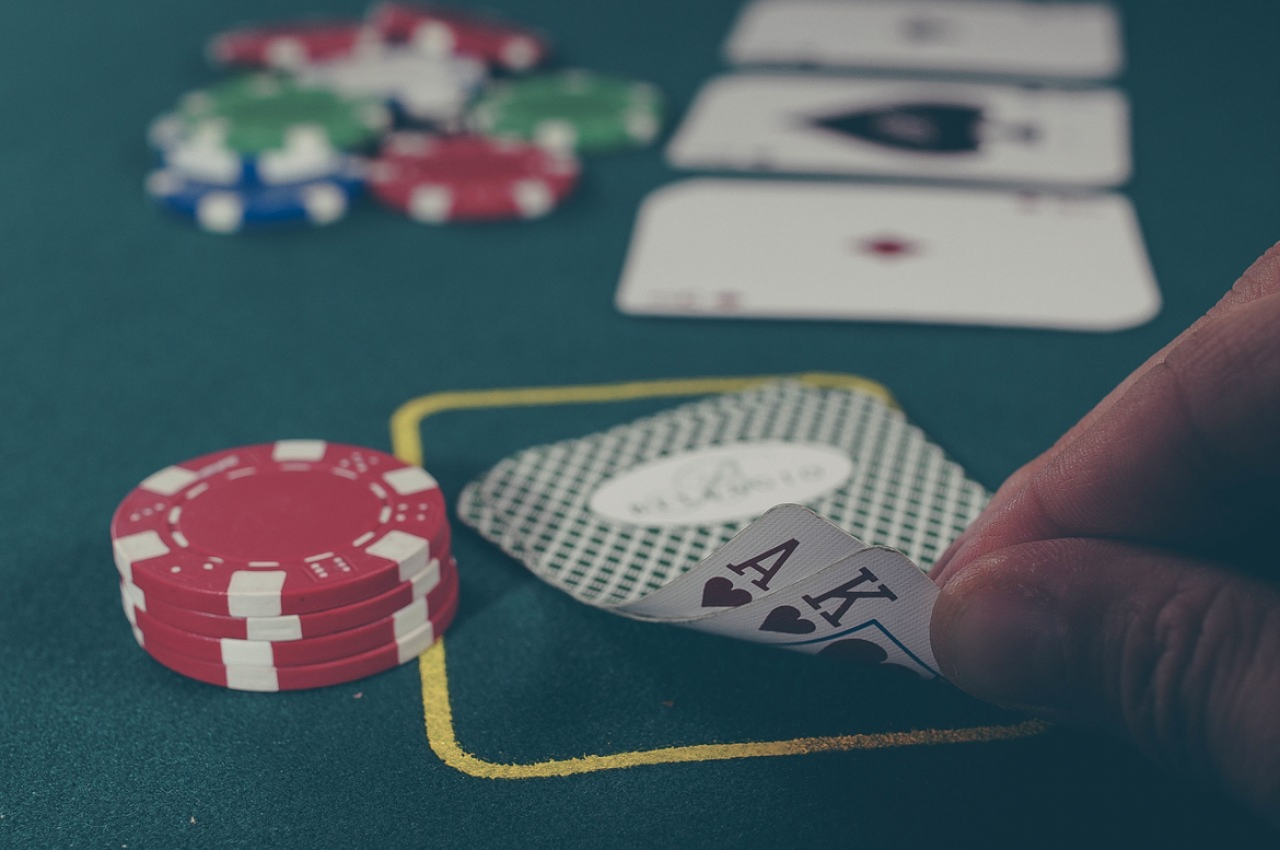 ¿Cómo volverte un mejor jugador de poker?